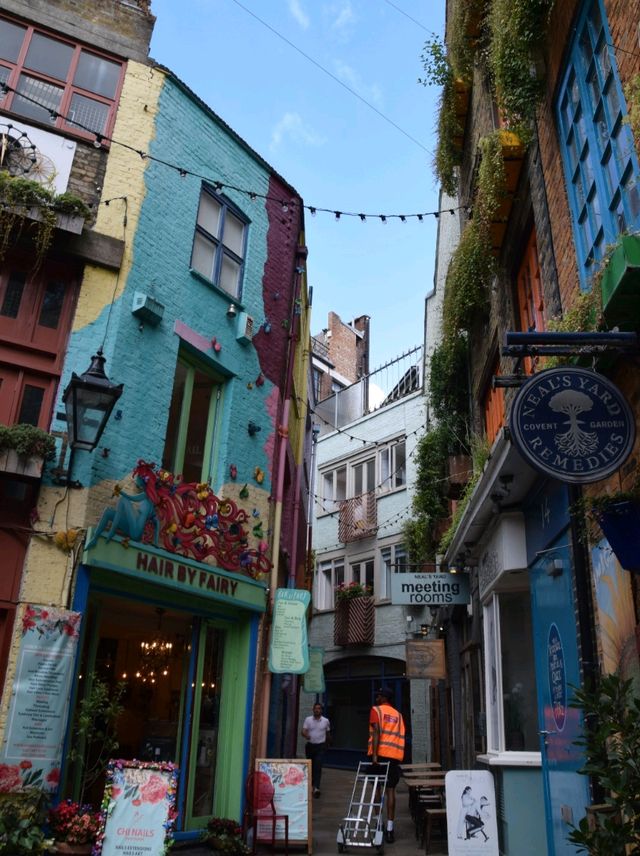 The colorful Neal's Yard 🇬🇧