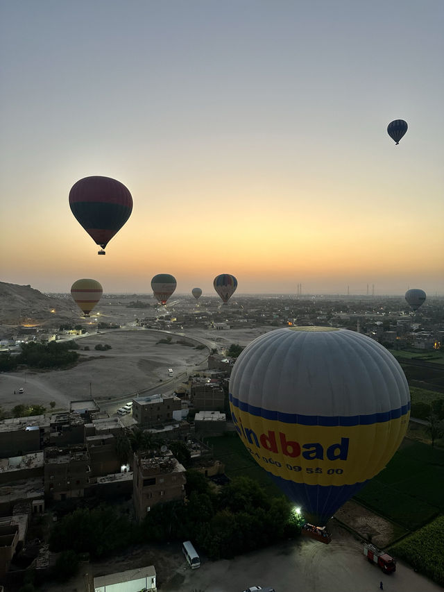 Balloon ride over Luxor ☀️🎈