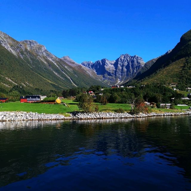 Hjørundfjord Ferry Adventure: Norway's Hidden Fjord Gem