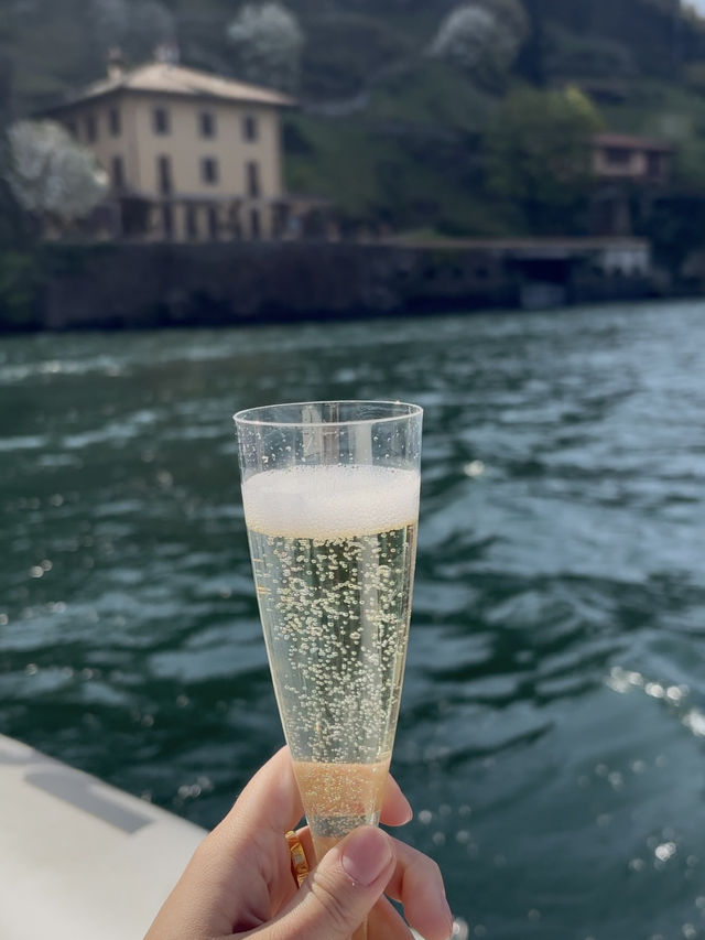 Lake como , Italy 