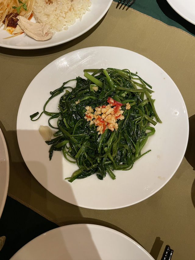 🥢 รีวิวร้านอาหาร Morning Glory ฮอยอัน
