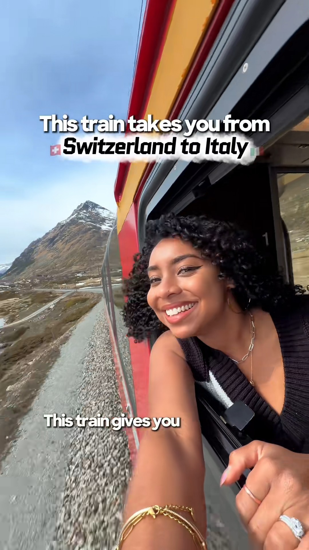 This train takes you from 🇨🇭Switzerland to Italy