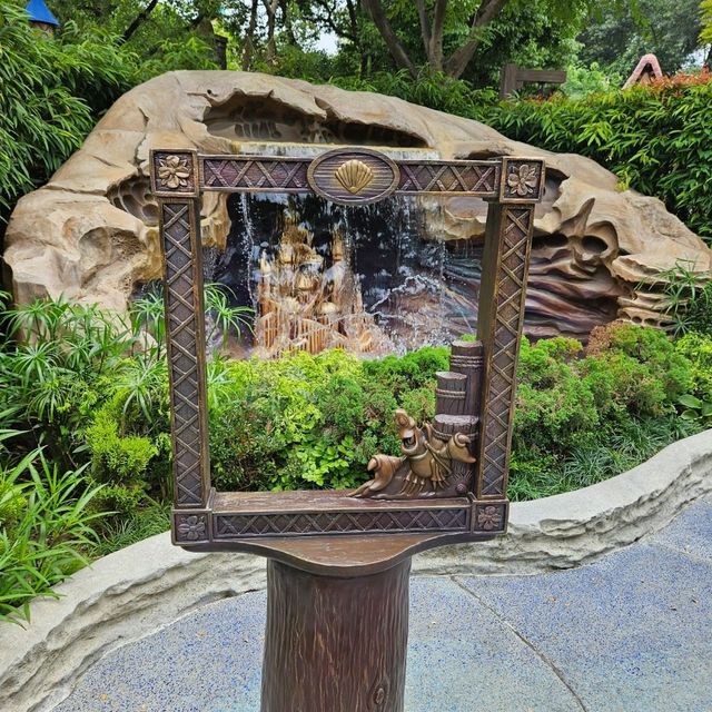 Hong Kong Disneyland