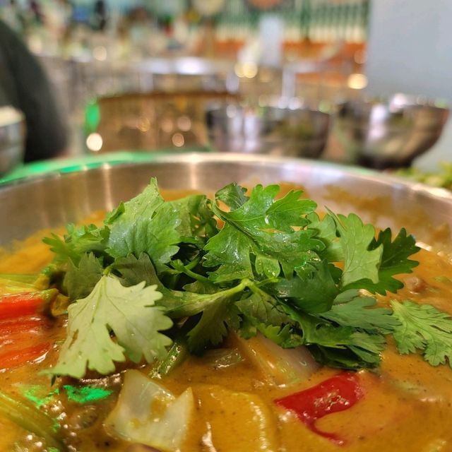Delicious Thai Delicacies - Aroi Thai Restaur