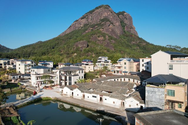 廣東平遠南台村瓊芳圍