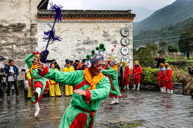 The Mudian Opera on the Lixi Water Street