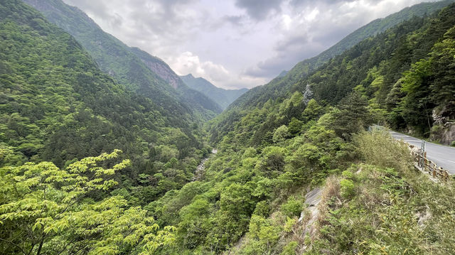 大別山裡藏美景，天堂寨中看飛瀑~安徽天堂寨遊感