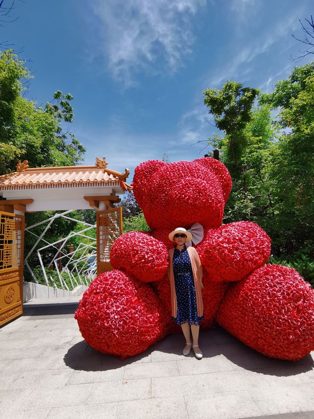 City walk美人松空中廊橋公園/雲頂市集