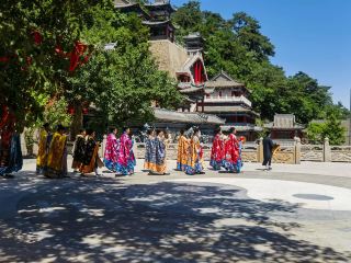 Journey to Qianshan: Exploring the Marvelous Blend of Nature and Culture