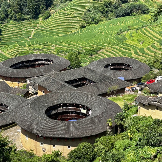 Discover the Marvels of Fujian Tulou! 🌟 Hey everyone! 👋✨