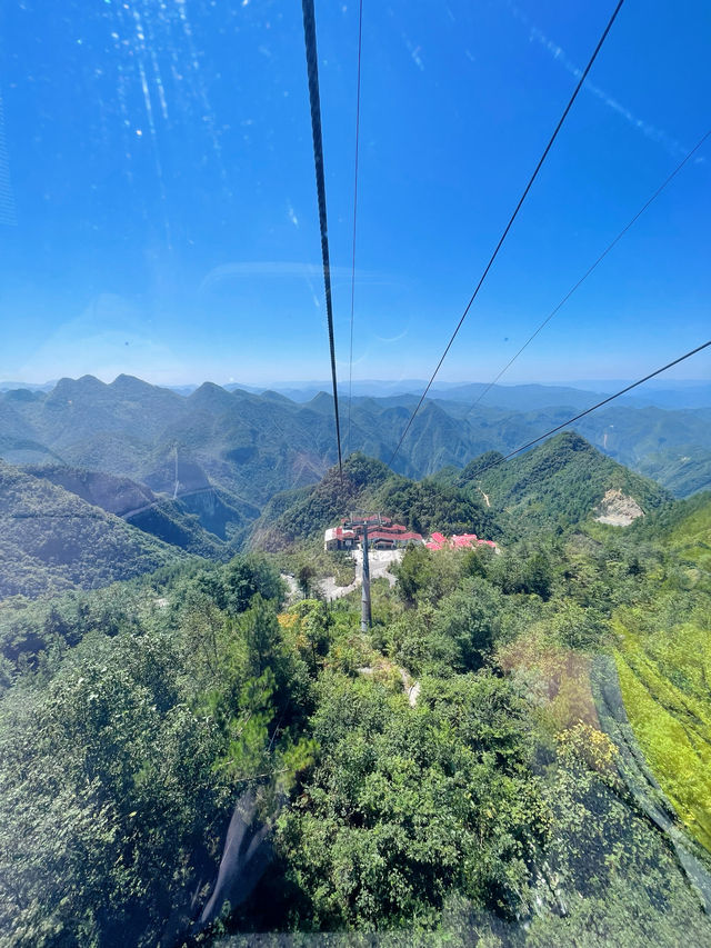 四川達州｜一覽眾山小巴山大峽谷羅盤頂