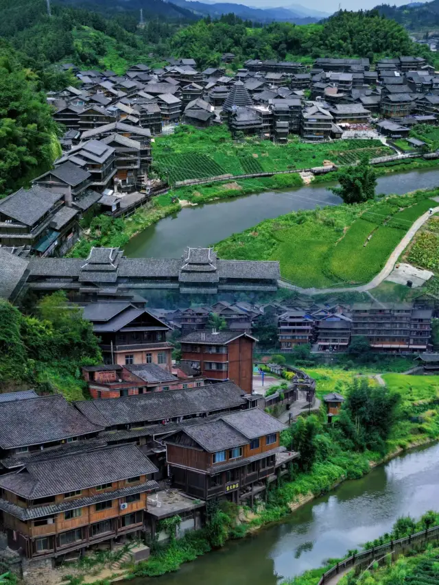 Liuzhou | A village on the edge of time, simmering time.