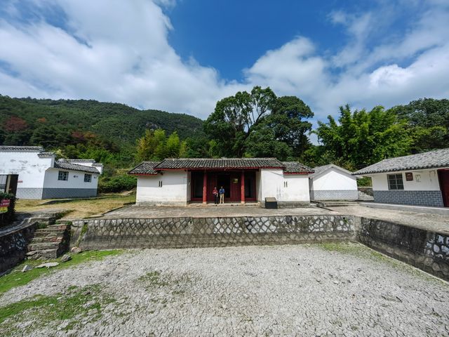 江西興國三僚古村。