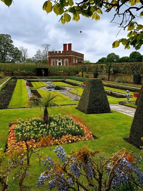 Visit Hampton Court Palace in London