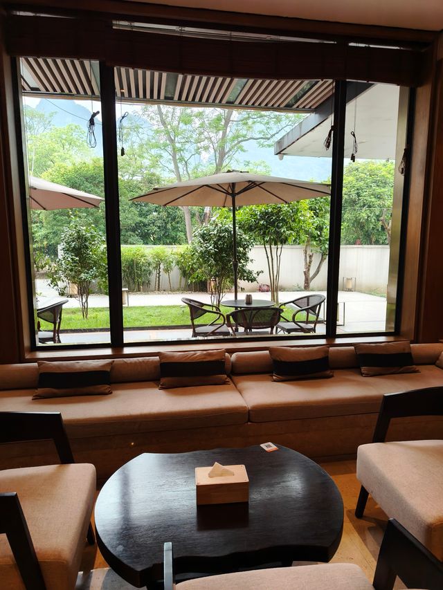 2025年入住山水畫般的酒店，享受美好旅程