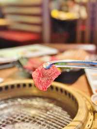 這店就在公司後頭的小巷里，他家牛肉真的好新鮮！
