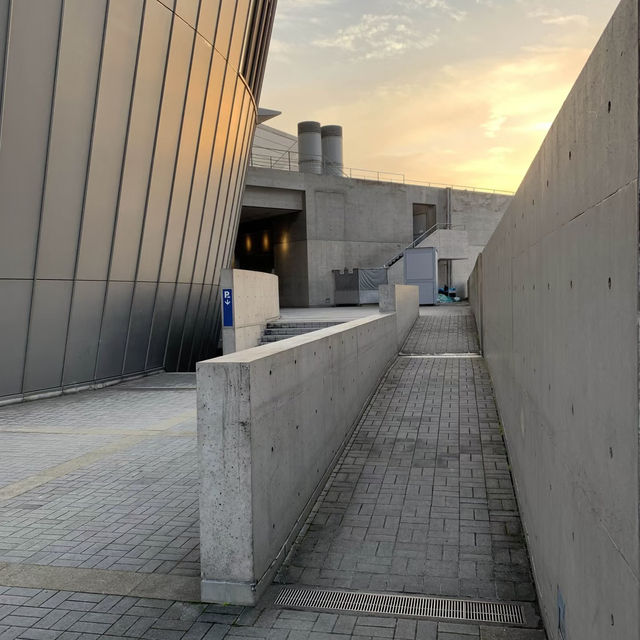 大阪交通攻略｜安藤忠雄建築巡禮-大阪文化中心天保山
