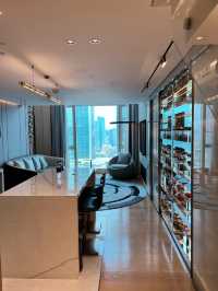同姊妹喺太古里酒店影咗成10000張相咁多