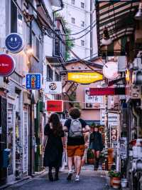 *【新宿の隠れ家楽園「黄金街」で大人の夜を満喫】**  