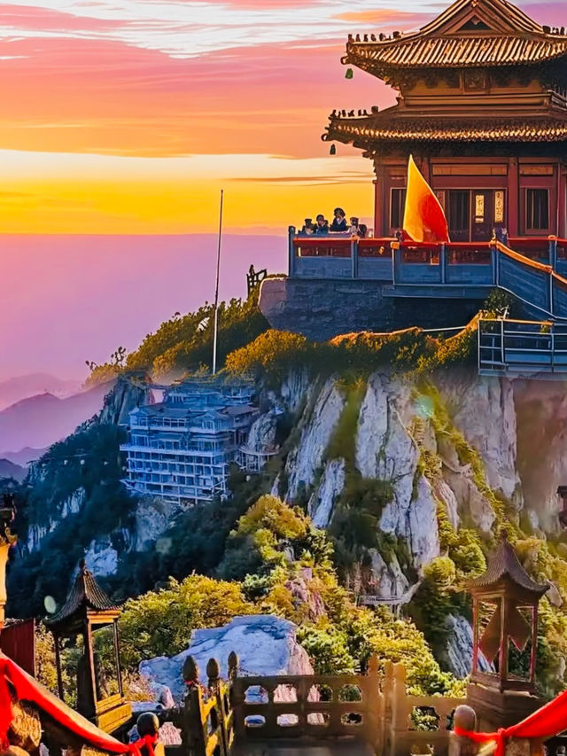 呢度邊度係老君山啊，簡直就係天宮嚟㗎！