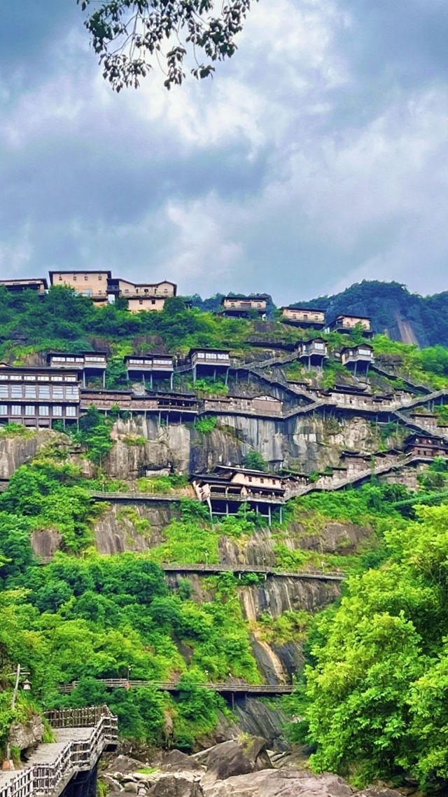 "由廢棄礦山變成年賺4億嘅網紅景區！望仙谷點樣逆襲成『江南第二
