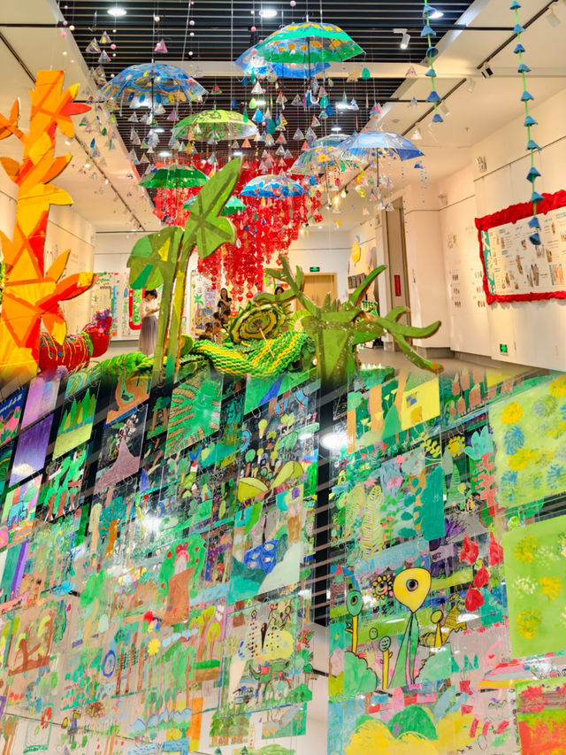 深圳家長快睇！呢個幼稚園畫展，睇到我喊咗…