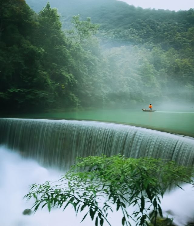 高鐵穿越山水畫廊！貴州6日清涼秘境全攻略