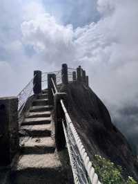 黃山3天2晚攻略:登頂奇山,邂逅日出雲海探秘雲霧丹霞祕境!