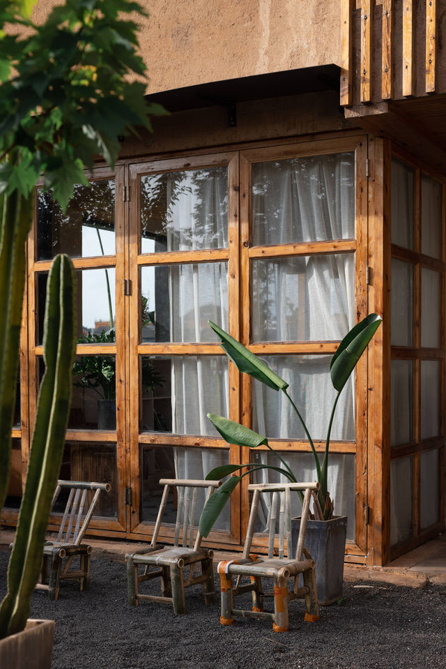 湖面倒影太夢幻