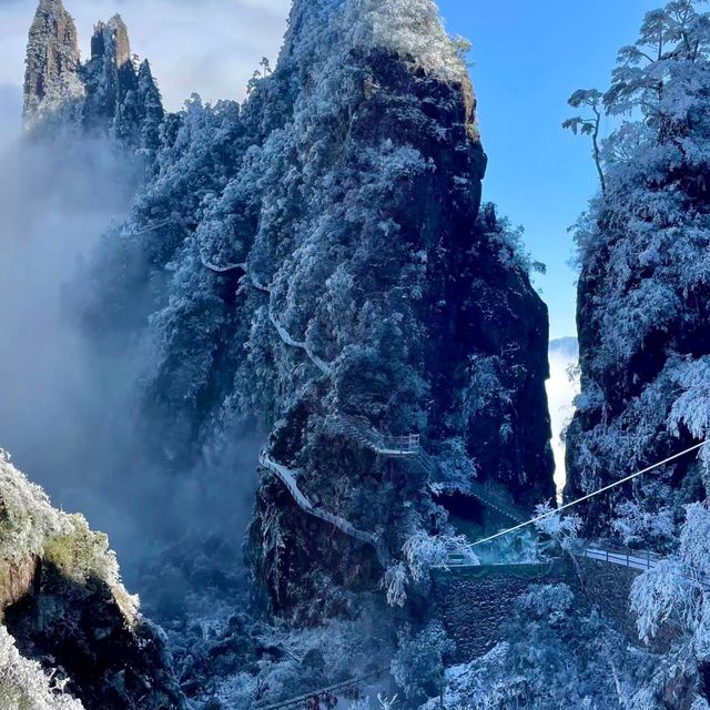標題｜廣深1.5h閃現「冰雪莽山」#電梯直達雪山