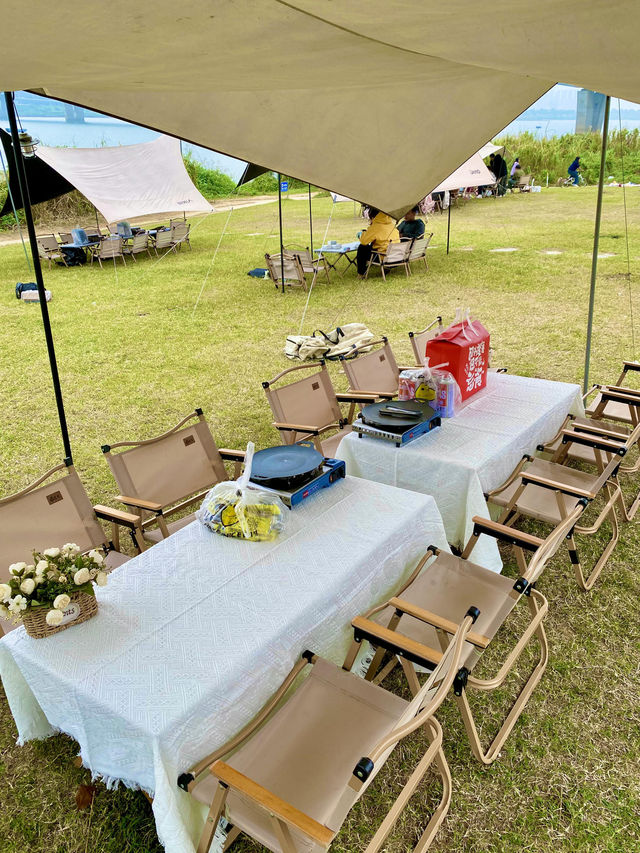 在長沙超舒服的免費江邊露營大草坪 在長沙超舒服的免費江邊露營大草坪