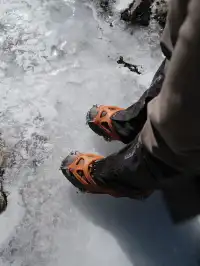 川西雪山整活，吃了牦牛肉，單穿一件是否抗凍