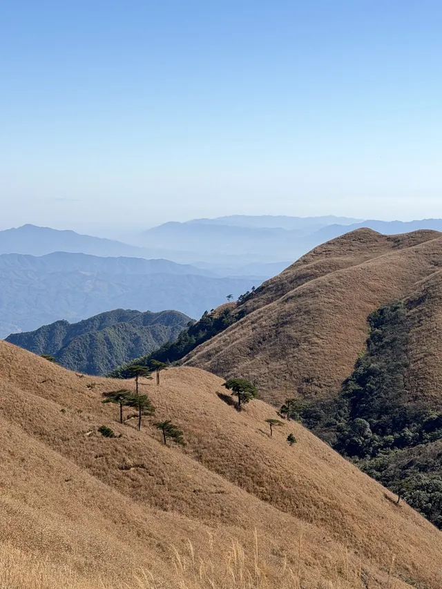 週末女大單兵武功山 全程6h (住山腳版) 週末女大單兵武功山 全程6h (住山腳版)
