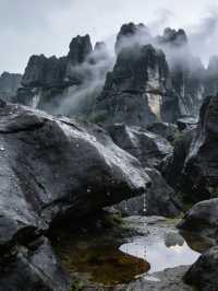 雨_石林華鎰山_四川廣安