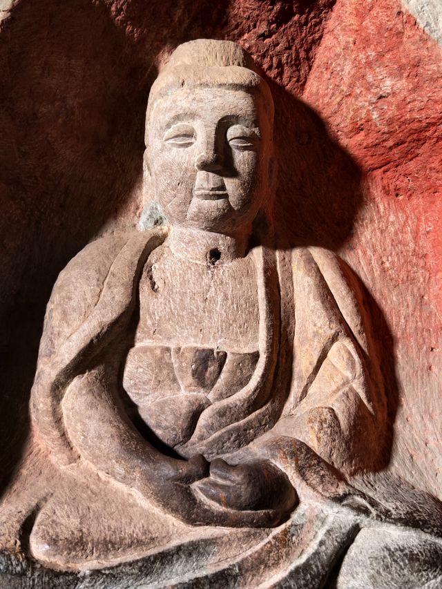 千年石刻佛光打卡 千年石刻佛光打卡