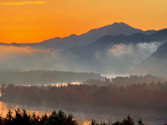 皖南川藏線核心住宿攻略:為什麼資深玩家都選擇在板橋村停留 皖南川藏線核心住宿攻略:為什麼資深玩家都選擇在板橋村停留