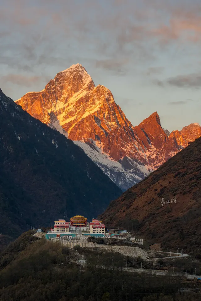 貢嘎群峰之愛德嘉：野蠻巨峰