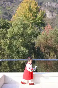 神仙居遛娃|挖到愛麗絲主題親子房酒店