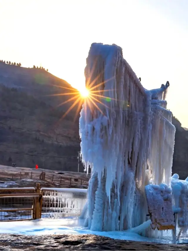 Winter's Hukou Icefall Spectacle Is Absolutely Stunning