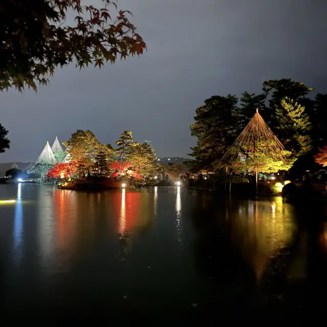 【石川】兼六園・玉泉院庭園のライトアップ✨