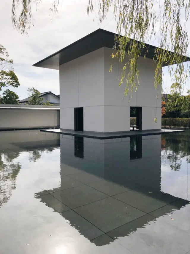 金沢で禅を知る　鈴木大拙館