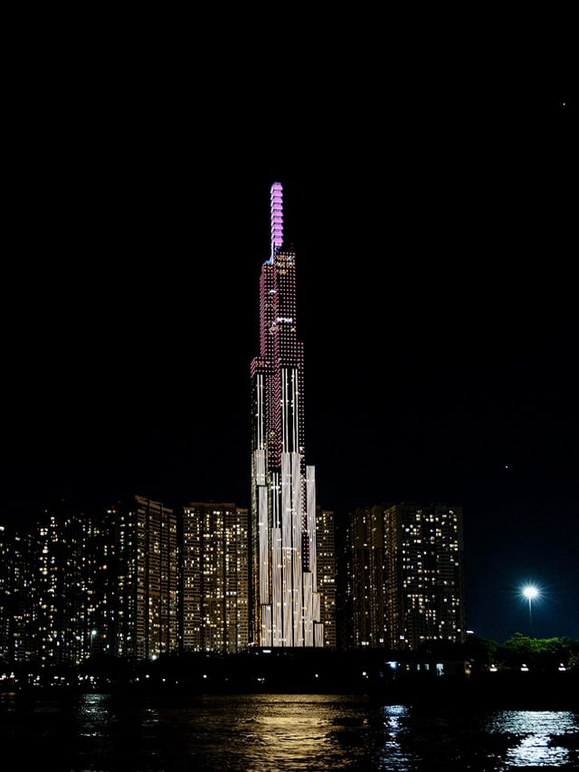 The tallest building in Southeast Asia 