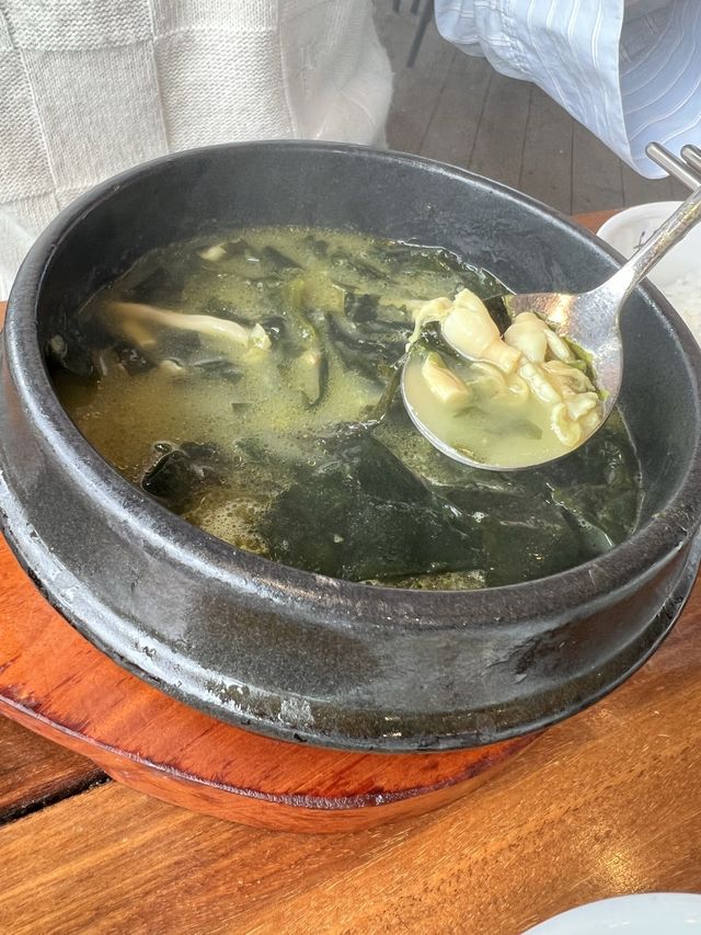 釜山/海雲台　テラス席で海を観ながら絶品ワカメスープ店💕