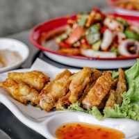 จัดจ้านลาดกระบัง! ไม่เผ็ด ไม่ขาย ส้มตำหม่องปลาแดก