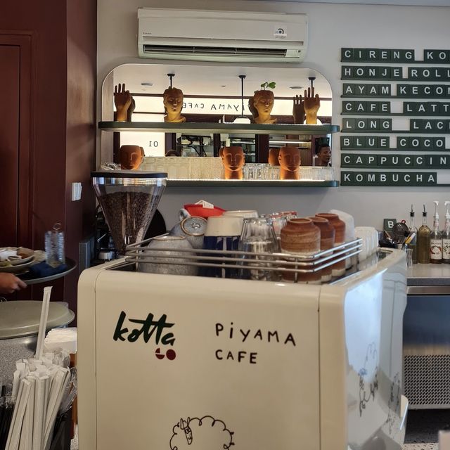 Piyama Cafe