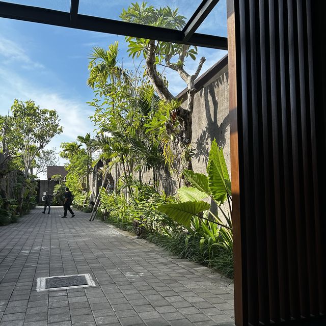 PRIVATE FAMILY GATEWAY. 