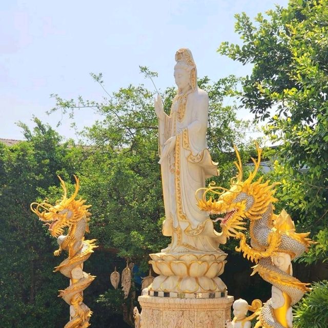 วัดข่อย พุทธสถานศิลป์💠วัดสวยเมืองเพชรบุรี