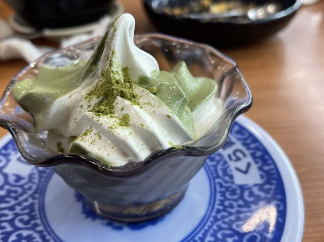 臺中北屯 被壽司耽誤的甜點店 くら寿司 藏壽司 台中中清路店