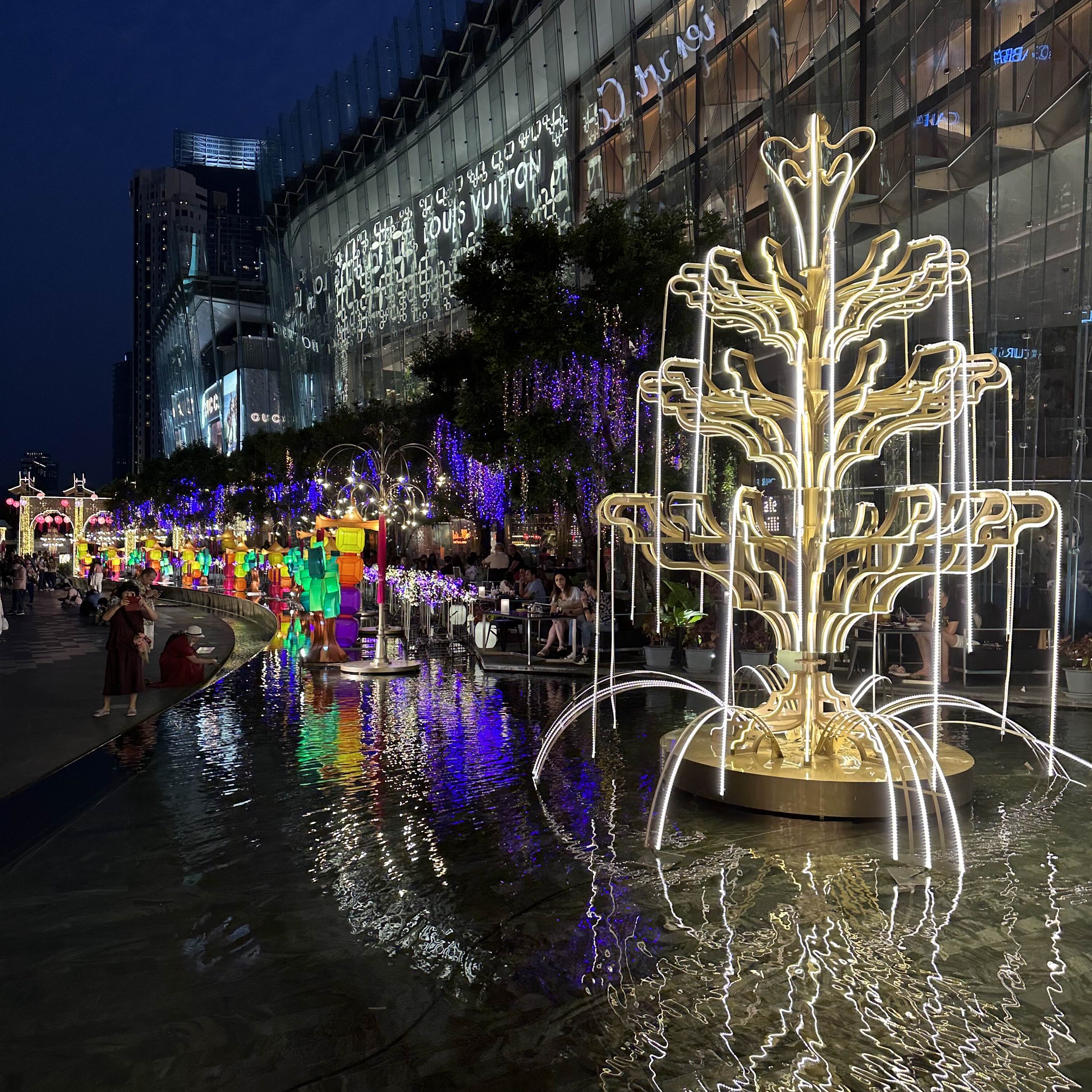 ICONSIAM : Dining : 7 wondrous dining zones