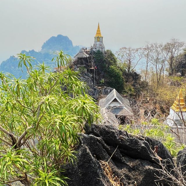 วัดเฉลิมพระเกียรติพระจอมเกล้าราชานุสรณ์ ลำปาง